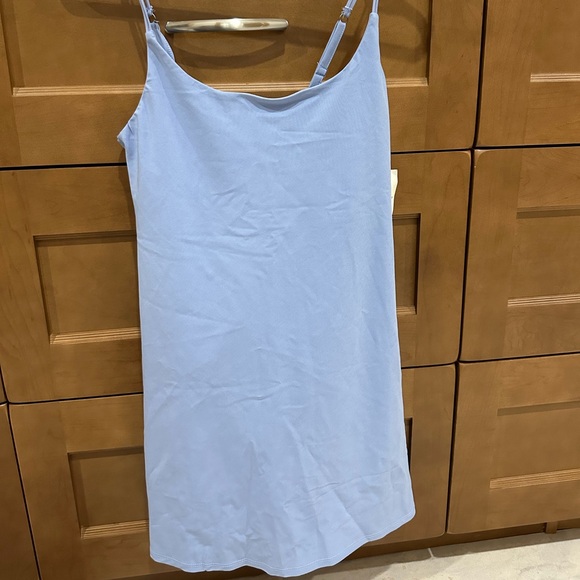 Abercrombie dress, lined with shorts - Picture 2 of 3